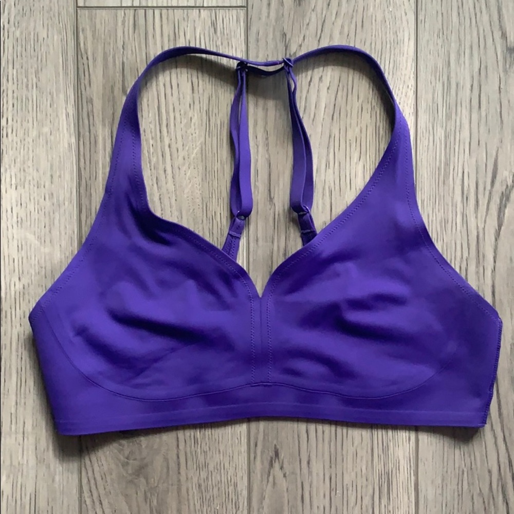 Lululemon sports bra size 8
